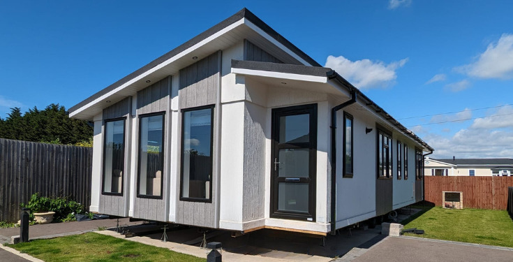 Prestige Avanti exterior